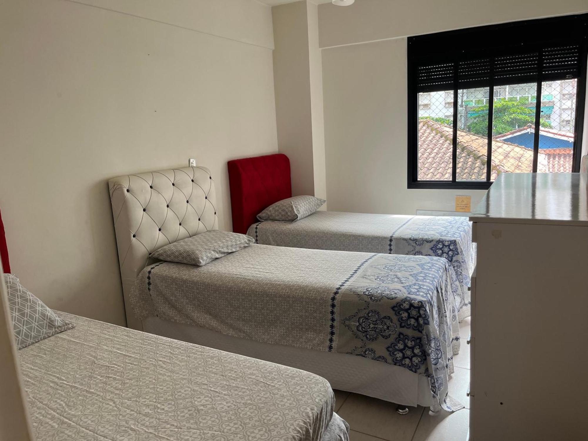 Apartamento Amplo A Menos De 400 Metros Da Praia Localizado Proximo A Praca Da Brunella, Area Nobre Do Guaruja. Exterior foto